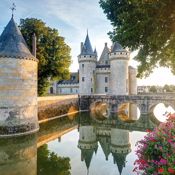 château de sully sur loire